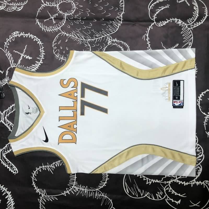 Dallas Mavericks 20/21 White City Basketball Jersey (Hot Press)