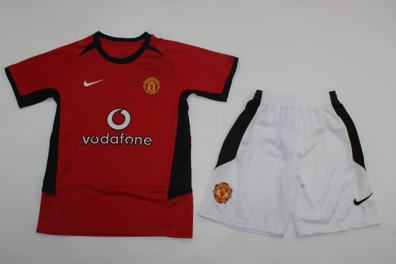 2002/04 Manchester United Home Kids Soccer Jersey And Shorts