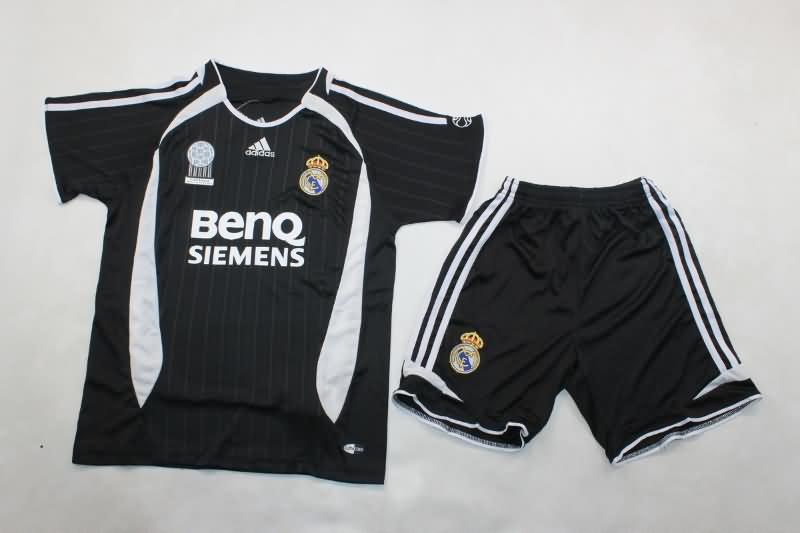 06/07 Real Madrid Away Kids Soccer Jersey And Shorts