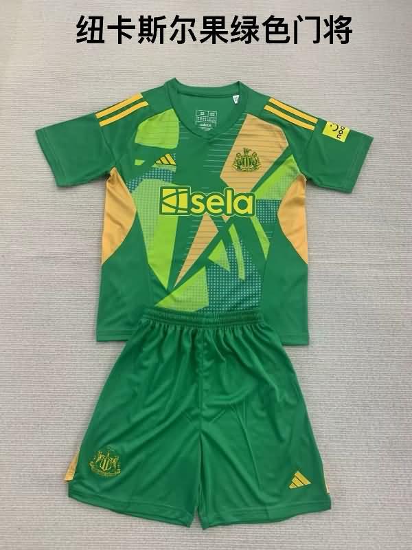 24/25 Newcastle United Goalkeeper Green Kids Soccer Jersey And Shorts