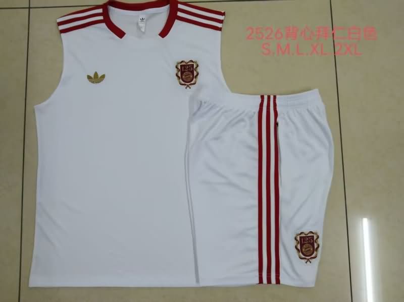 Thailand Quality(AAA) 24/25 Bayern Munich White Soccer Training Sets 02