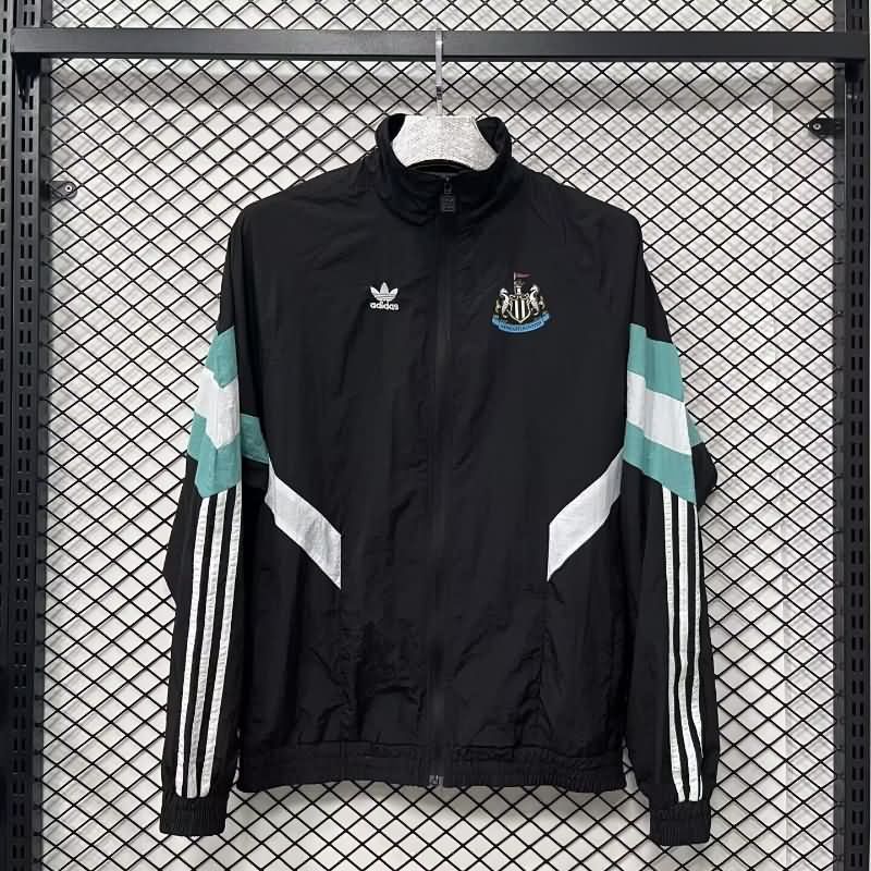 Thailand Quality(AAA) 24/25 Newcastle United Black Soccer Windbreaker