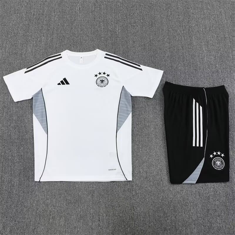 Thailand Quality(AAA) 2025 Germany White Soccer Training Sets