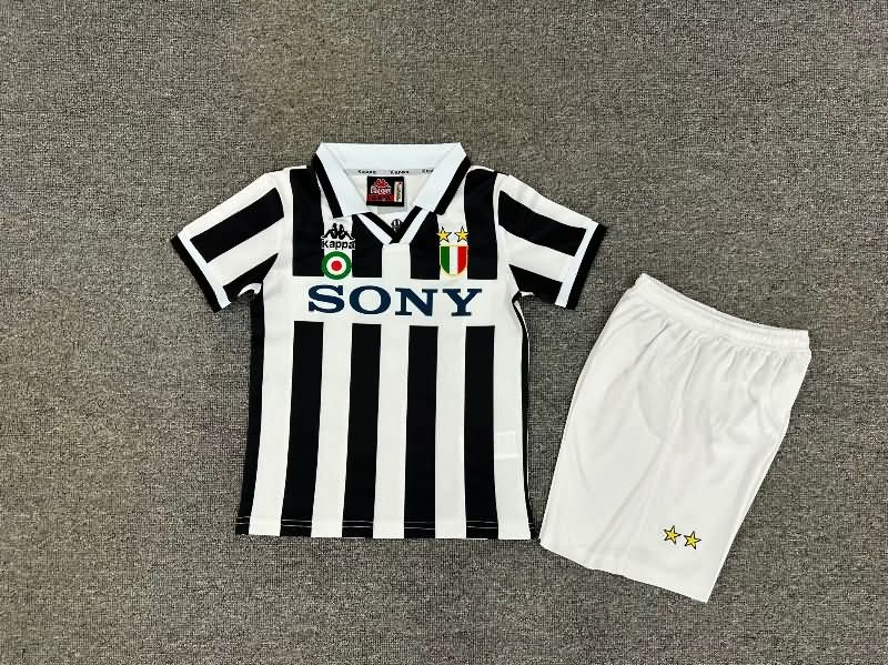 1995/96 Juventus Home Kids Soccer Jersey And Shorts