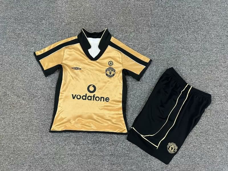 2000/01 Manchester United Away Kids Soccer Jersey And Shorts