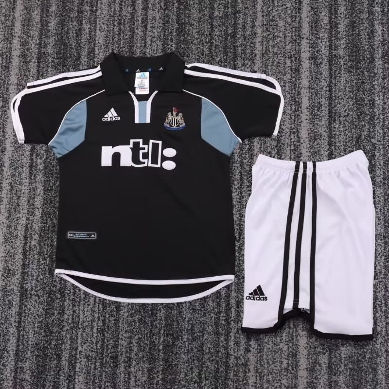 2000/01 Newcastle United Away Kids Soccer Jersey And Shorts