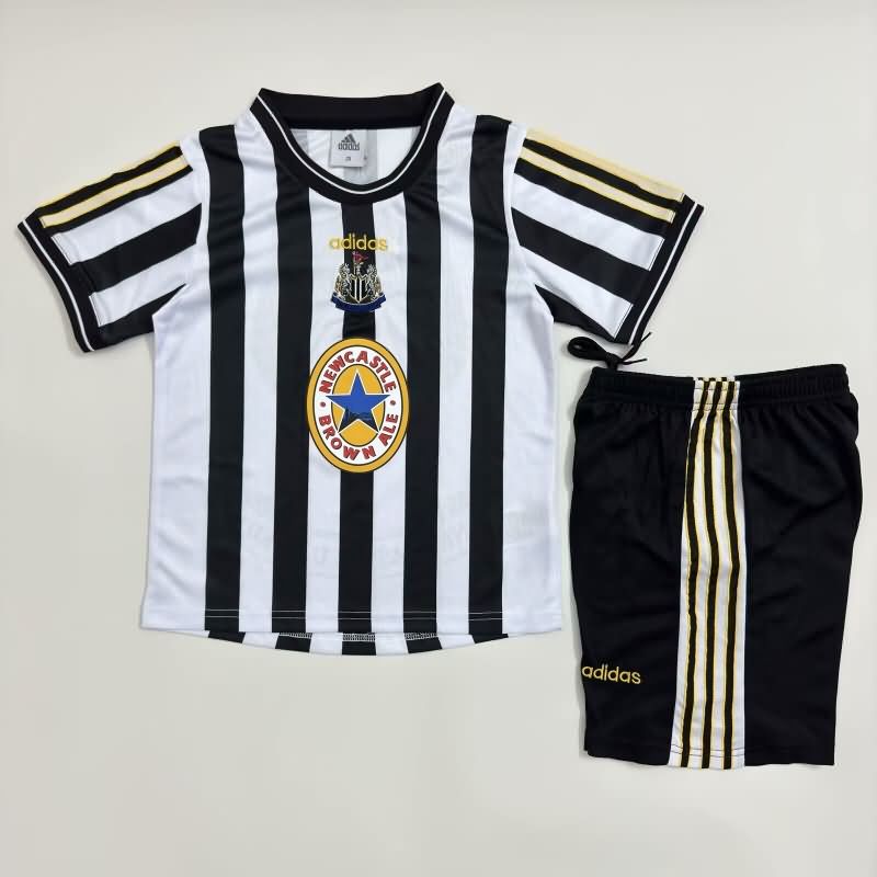 1997/99 Newcastle United Home Kids Soccer Jersey And Shorts