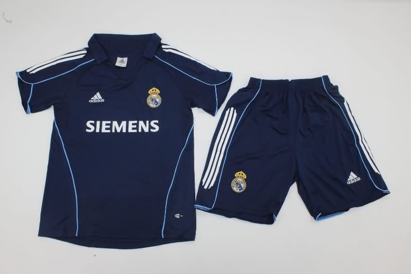 2005/06 Real Madrid Away Kids Soccer Jersey And Shorts